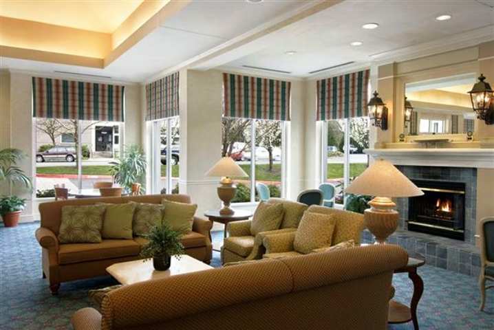 Hilton Garden Inn Portland Lake Oswego Dalaman gambar